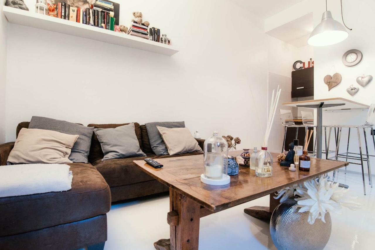 Giovio Loft - The House Of Travelers Apartment โกโม ภายนอก รูปภาพ