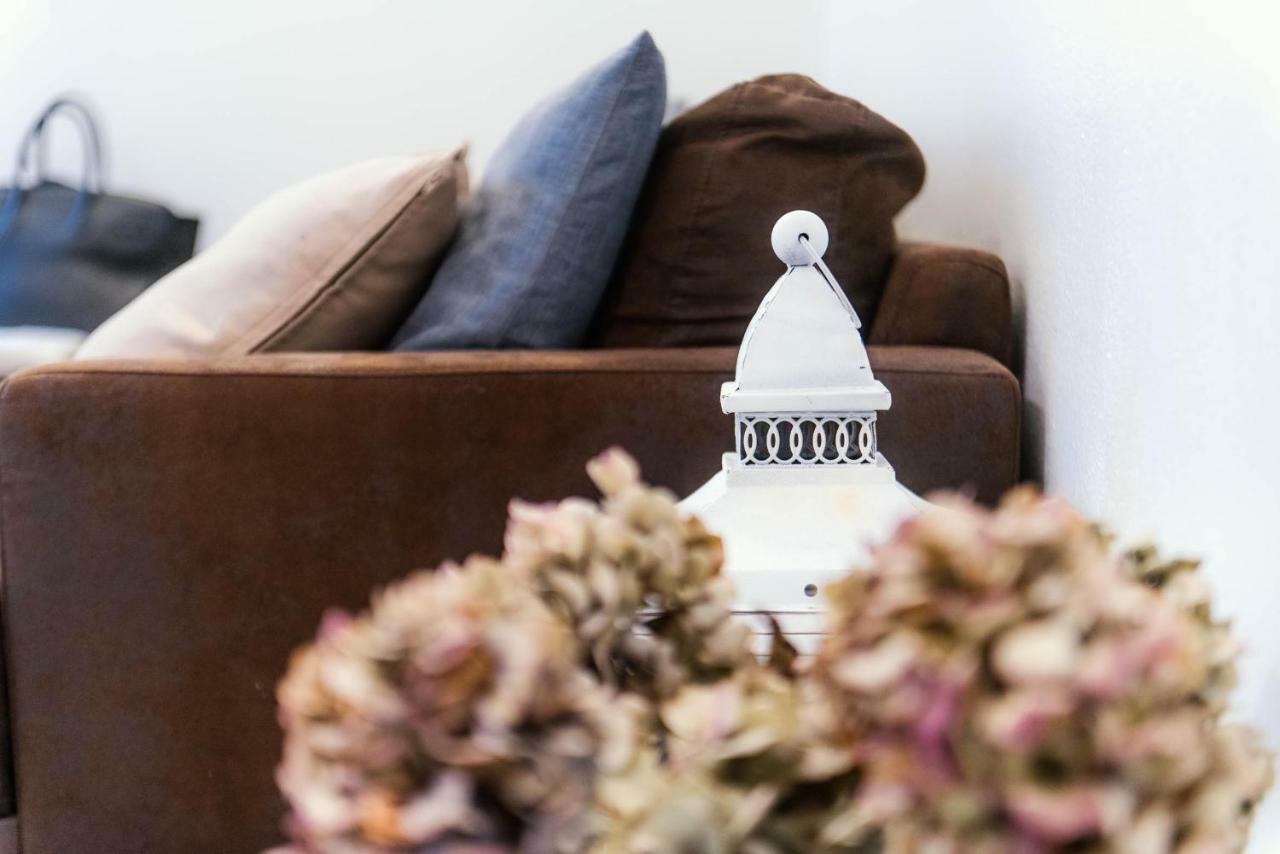Giovio Loft - The House Of Travelers Apartment โกโม ภายนอก รูปภาพ