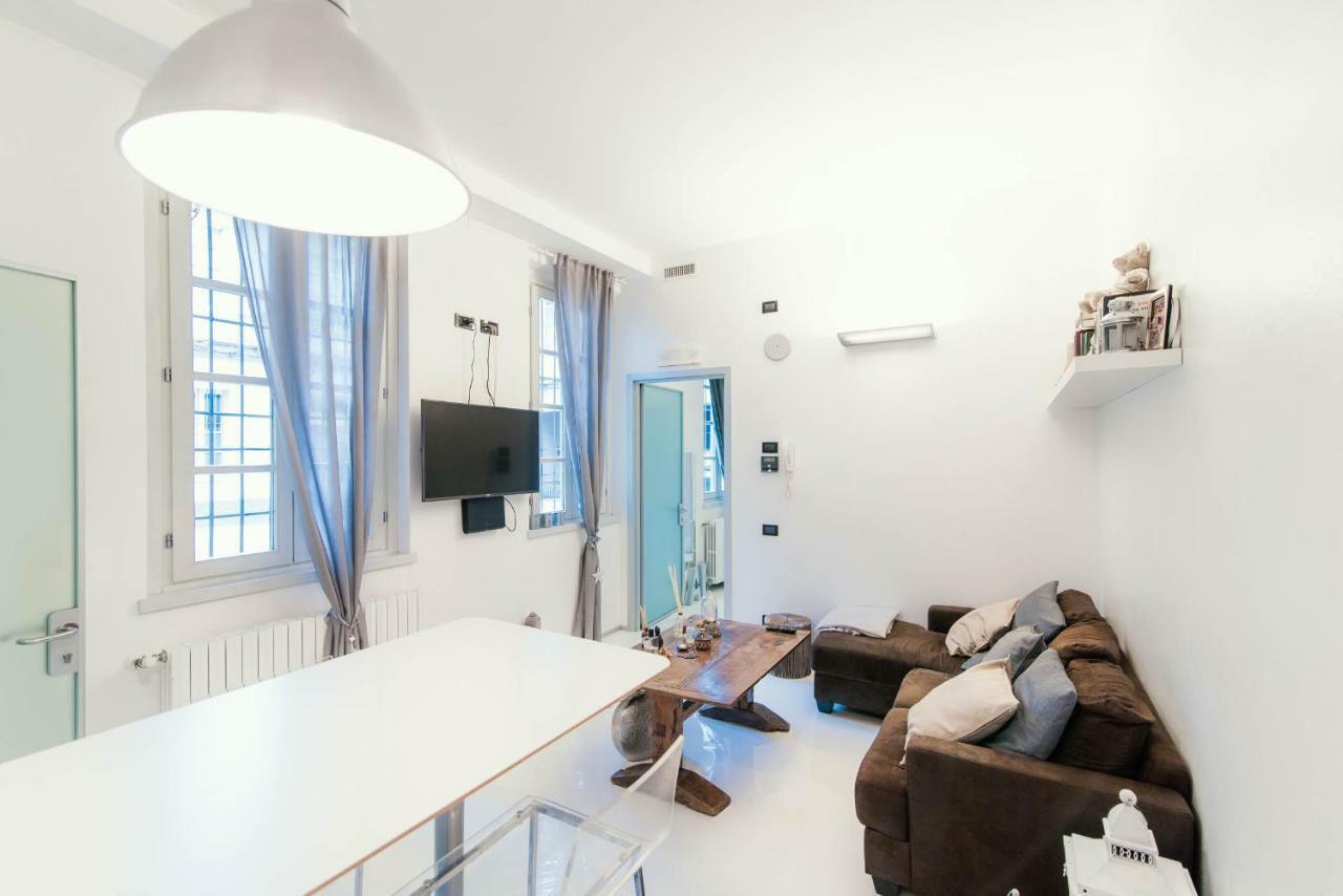 Giovio Loft - The House Of Travelers Apartment โกโม ภายนอก รูปภาพ